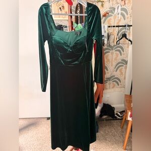 Lulu's Deep Green Long Sleeve Dress